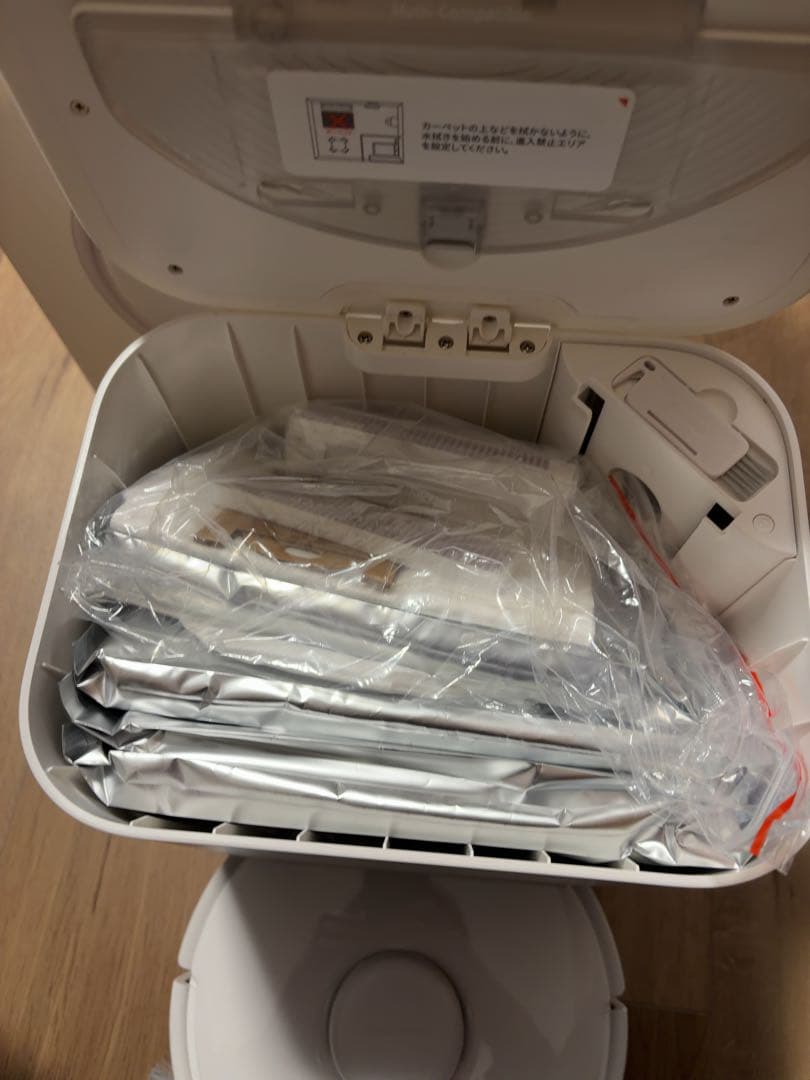 【ジャンク】SwitchBot ロボット掃除機K10＋　アクセサリー付