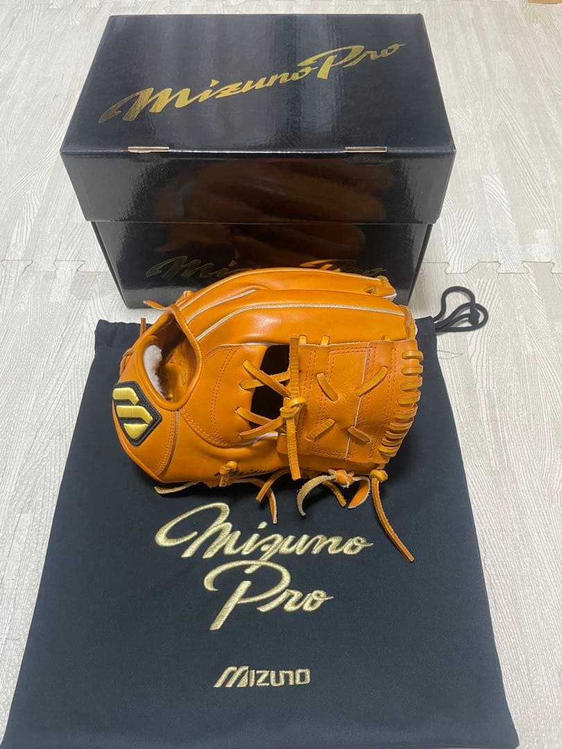 ※超激レア　ミズノ直営店約30個限定復刻ミズノプロビッグM荒木モデルグローブ