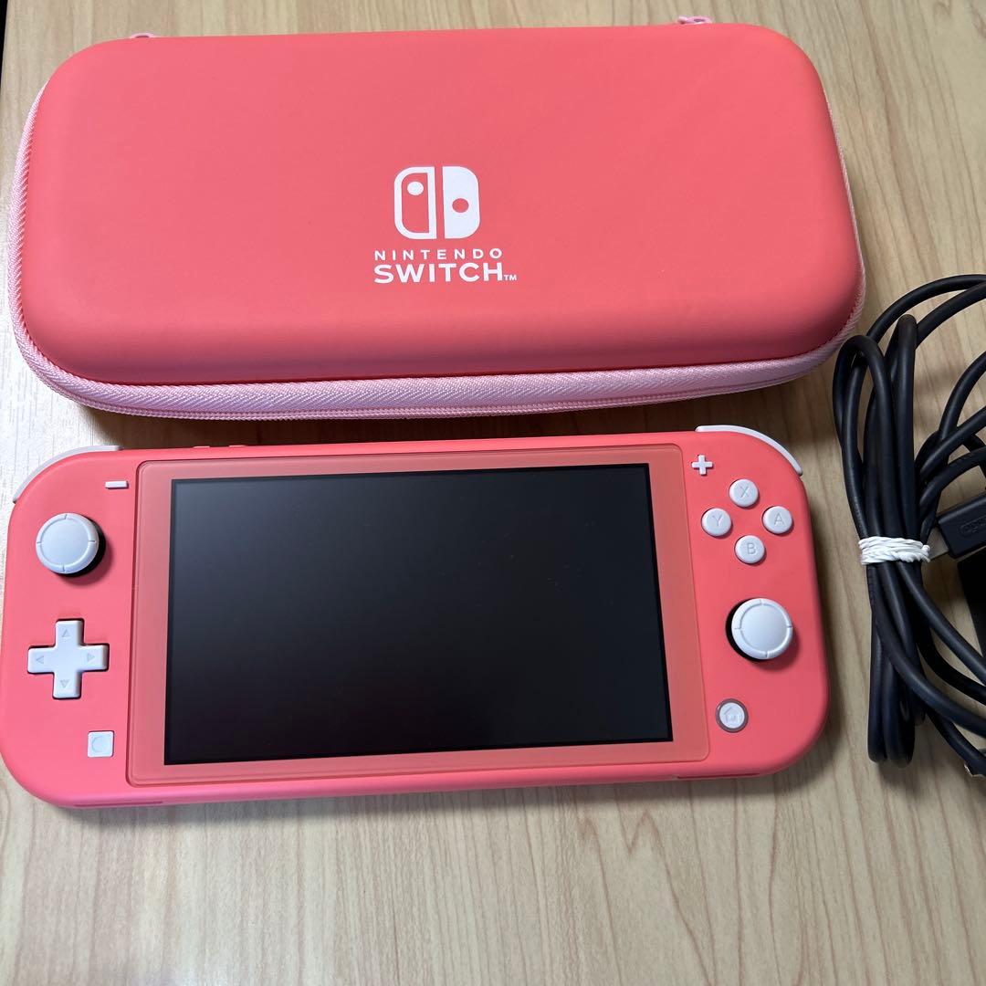 Nintendo Switch Lite コーラル 本体 ケースと充電器付き