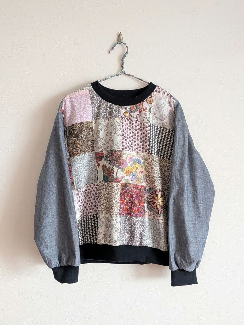 パッチワーク　プルオーバー☆リバティ　ハンドメイド