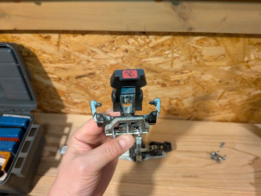 Dynafit FT12 ペア（左右セット）のテックタイプ中古ビンディングです。