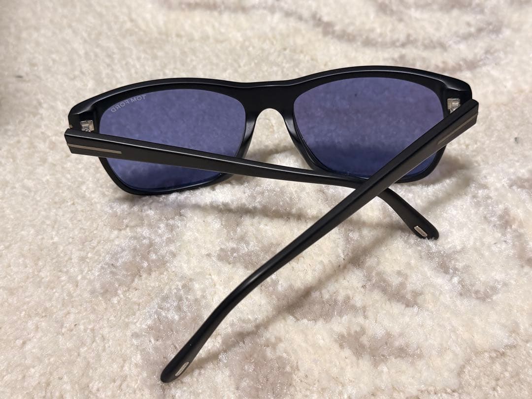 tomford サングラス　TF698-F 02V トムフォード　メガネ