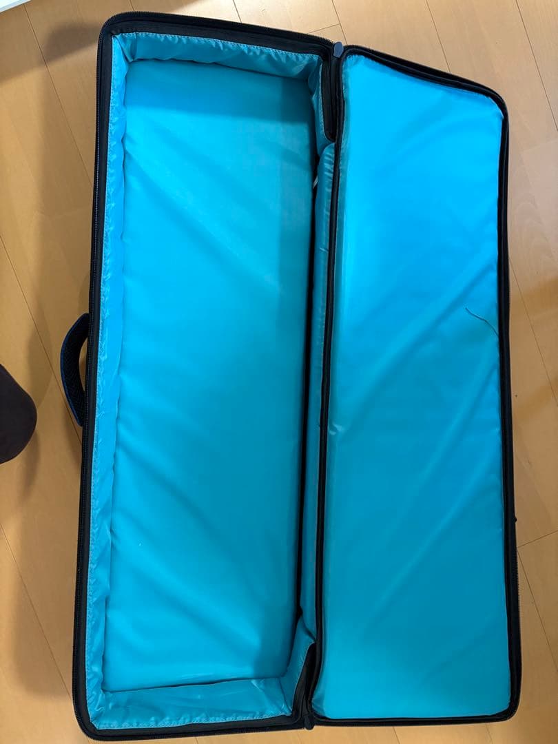 KORG KROSS2-61 限定ホワイト ケース付 美品