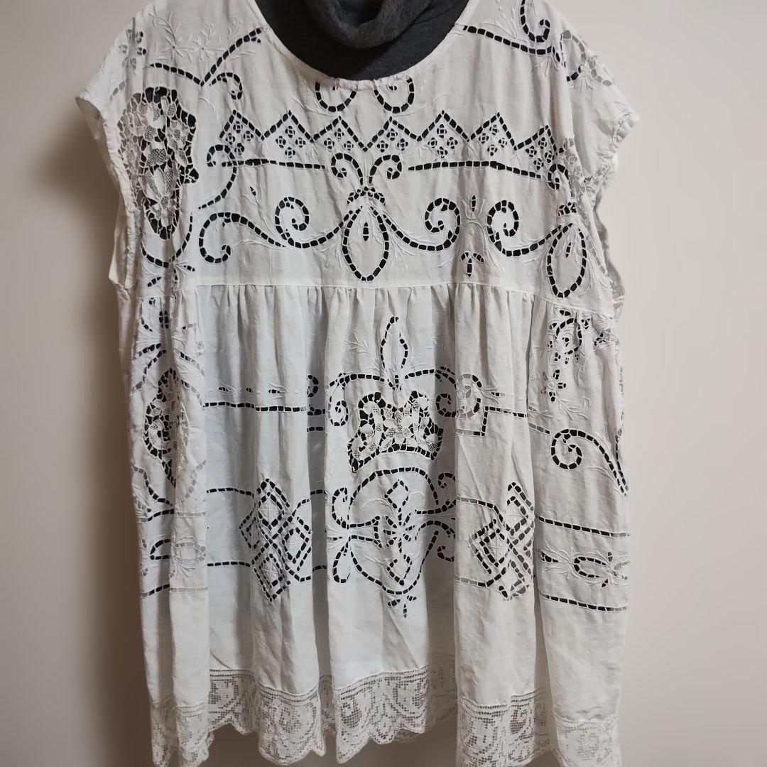 ✽3連休に向けての大特価✽　フランスアンティーク　カットワークリネンのチュニック