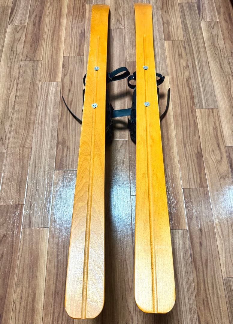 Iuseike Newモデル ショートスキー 130cmです！