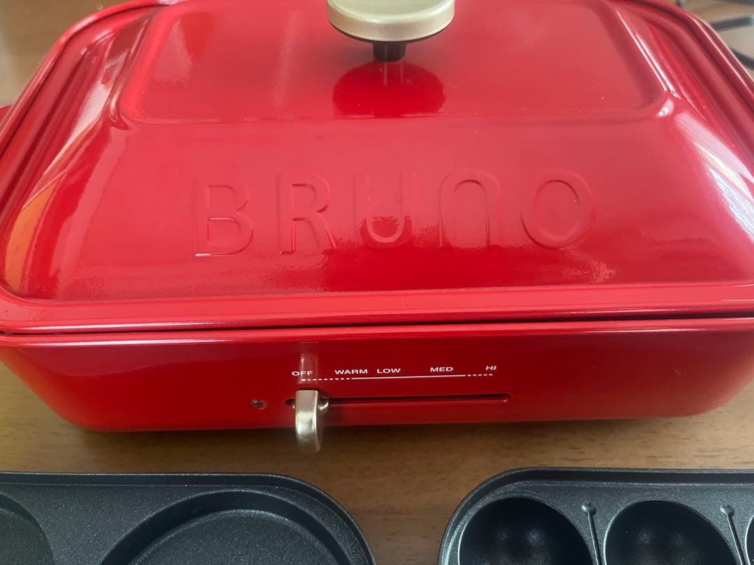 ブルーノコンパクトホットプレート　 別売りマルチプレート、セラミックコート鍋