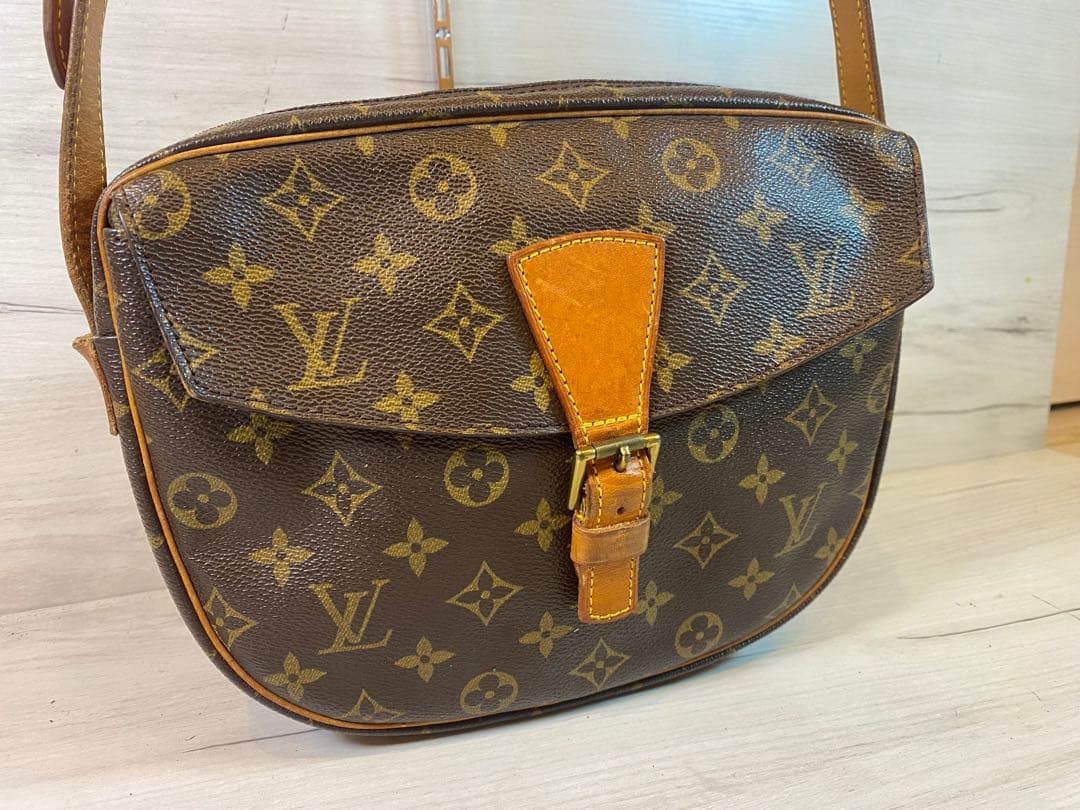 LOUIS VUITTON ルイヴィトン　ジュヌフィーユ　モノグラム