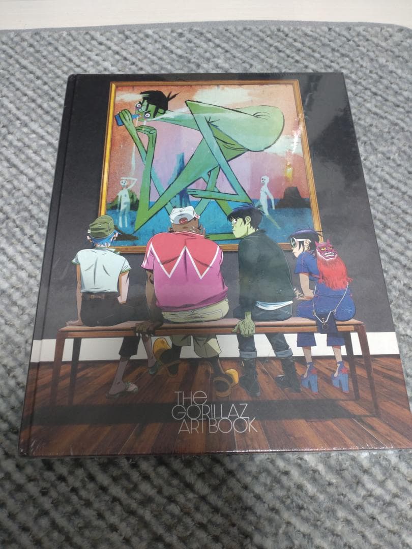 ゴリラズ書籍　The Gorillaz Art Book + Almanac