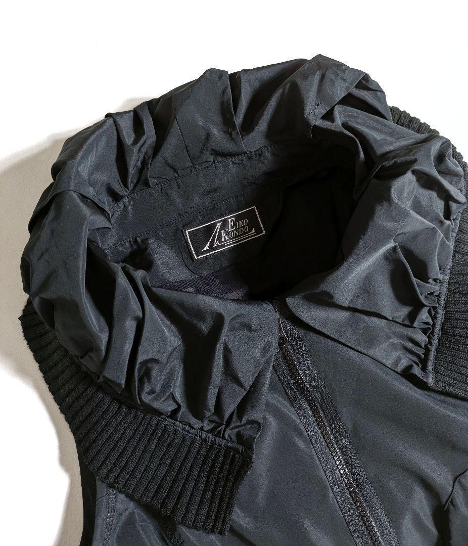 エイココンドウ／レザーパッチ ボリューム襟ショートジレ ベスト ブラック