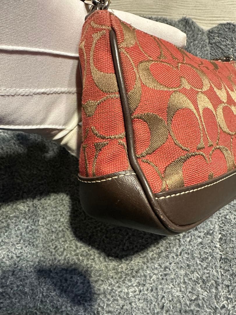 COACHコーチ　アクセサリーポーチ　ハンドバッグ　キャンバス 赤 茶