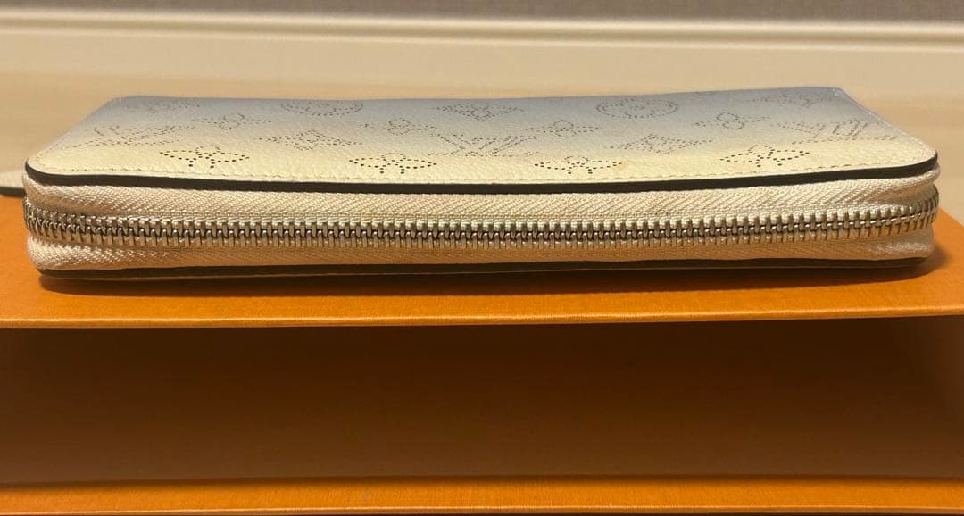 ニ*読様 ルイヴィトン ジッピーウォレット ブルーグラデーション マヒナ