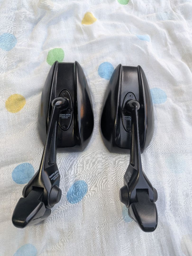 シャークミラー