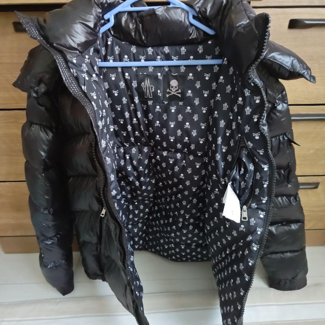 ワッペンブラックダウンジャケット