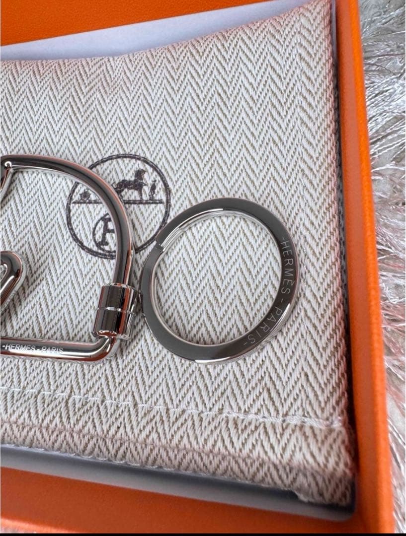 HERMES エルメス 馬キーホルダー　キーリング