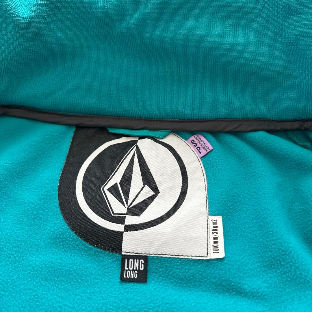 美品【VOLCOM】スノーボードウェア　上下セット　レディースＳ