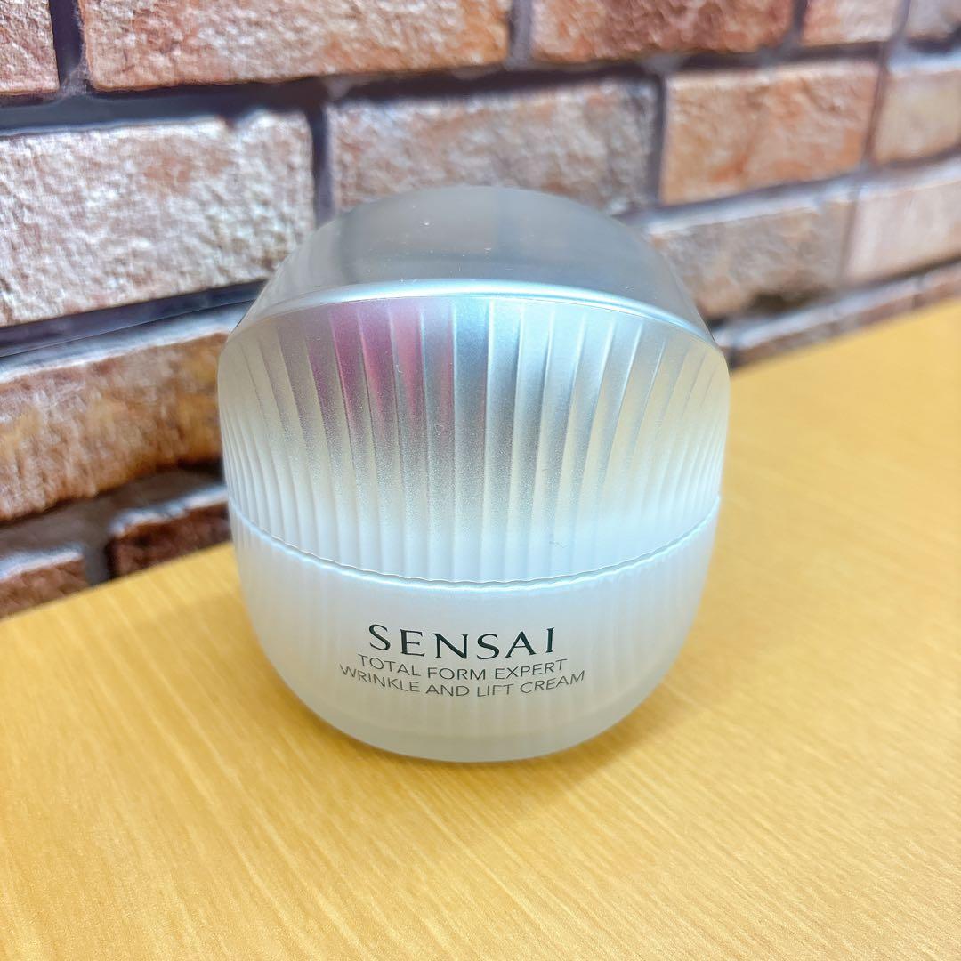 ☆SENSAI センサイ　トータルフォルムエキスパート　リンクル＆リフトクリーム