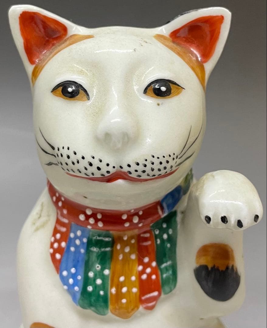 古伊万里　招き猫　商売繁盛　幸福　置物 　y310