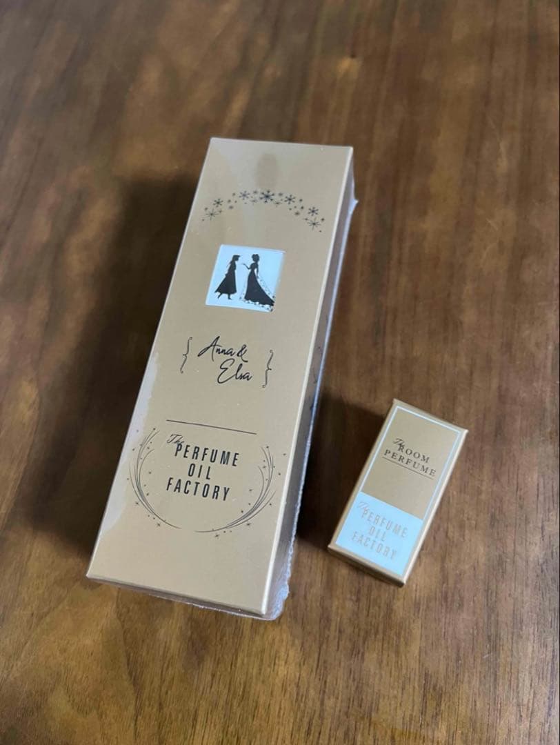PERFUME OIL FACTORY アナ雪コラボ