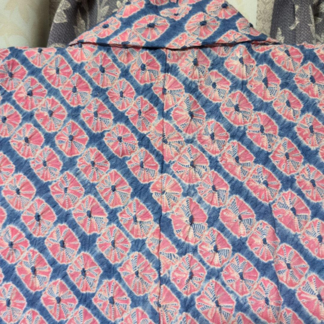 新品　木綿　総絞り　薄いピンク　薄い藍染　浴衣です。