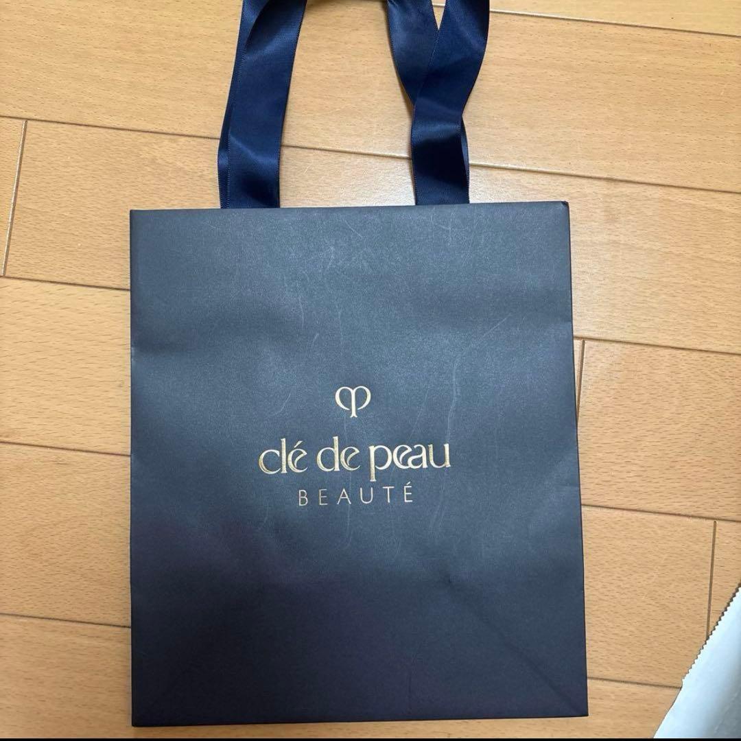 LE SÉRUM Ⅱ クレ・ド・ポー ボーテ ル・セラムⅡ スモール 30ml