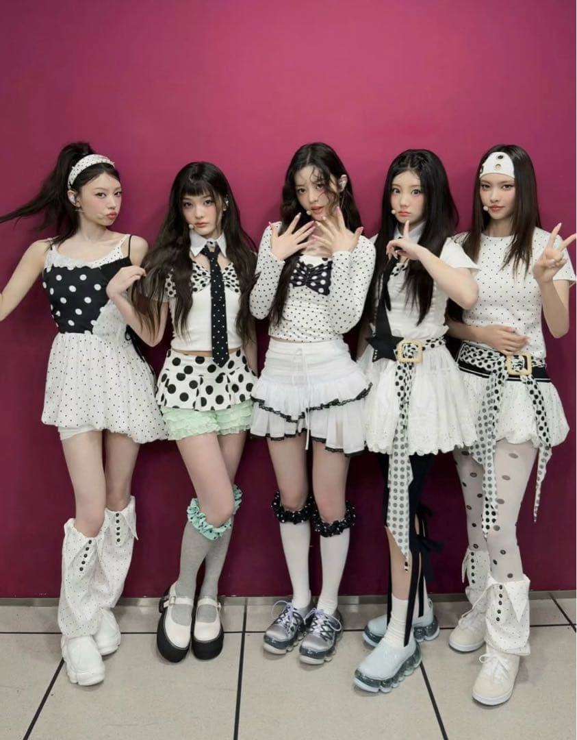 nit alcove 25ss ミニスカート ソックスセット