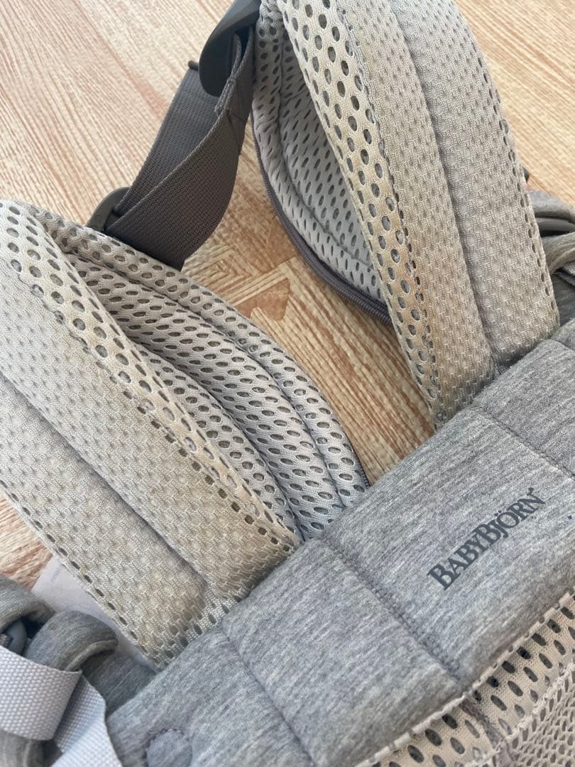 ミアミリー　ベビービョルンハーモニー抱っこ紐