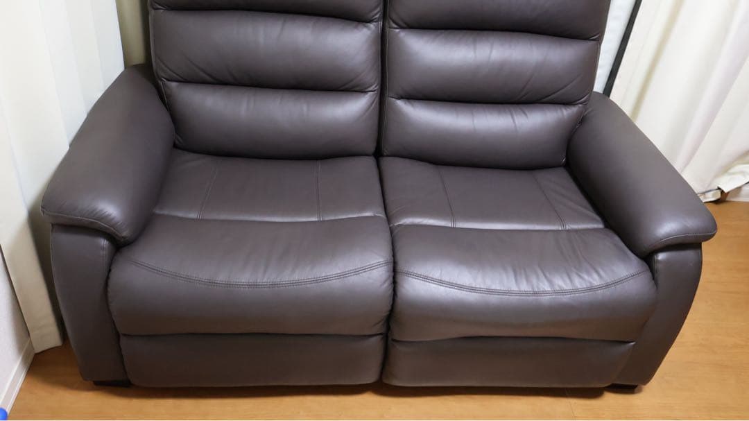 【美品】2人掛け電動リクライニングソファ　Nビリーバ　ダークブラウン　革