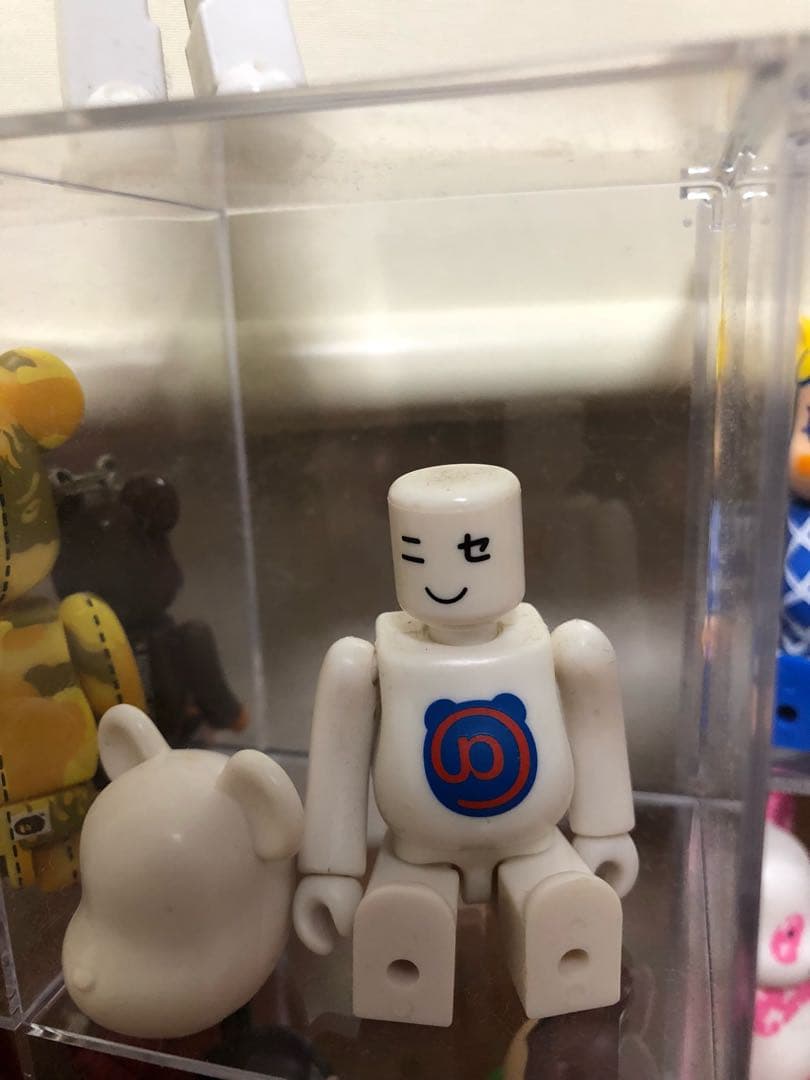 ニセ　BE@RBRICK ベアブリック レア？ ゼンマイ式 ニセ 2体