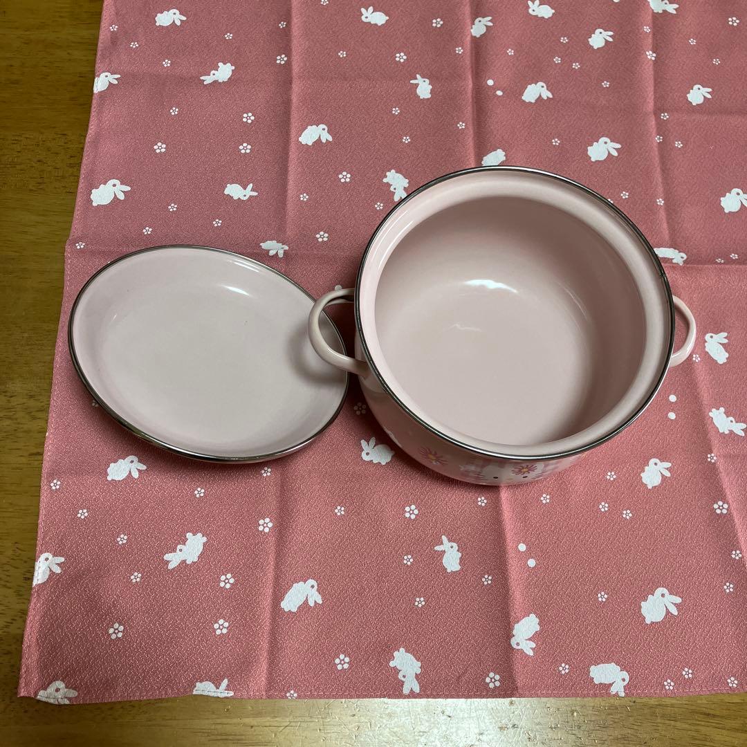 サンリオ　ハローキティ　マット・両手鍋