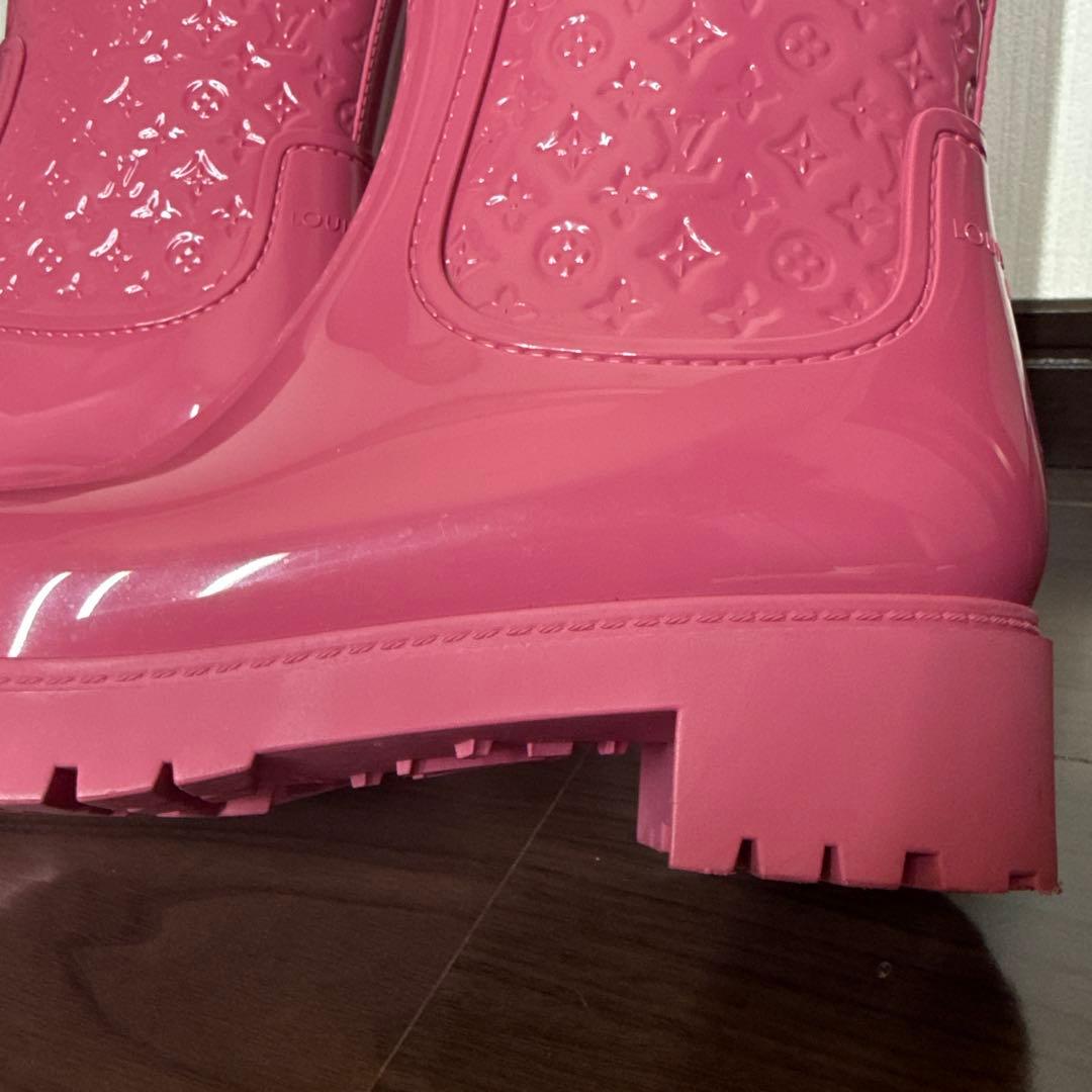 LOUIS VUITTON ピンクラバー　レイン　ブーツ