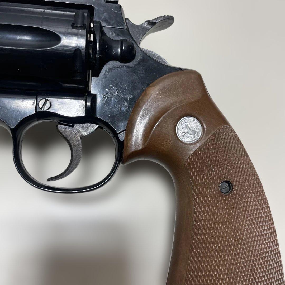 希少　MGC POLICE PYTHON 357 MAGNUM モデルガン