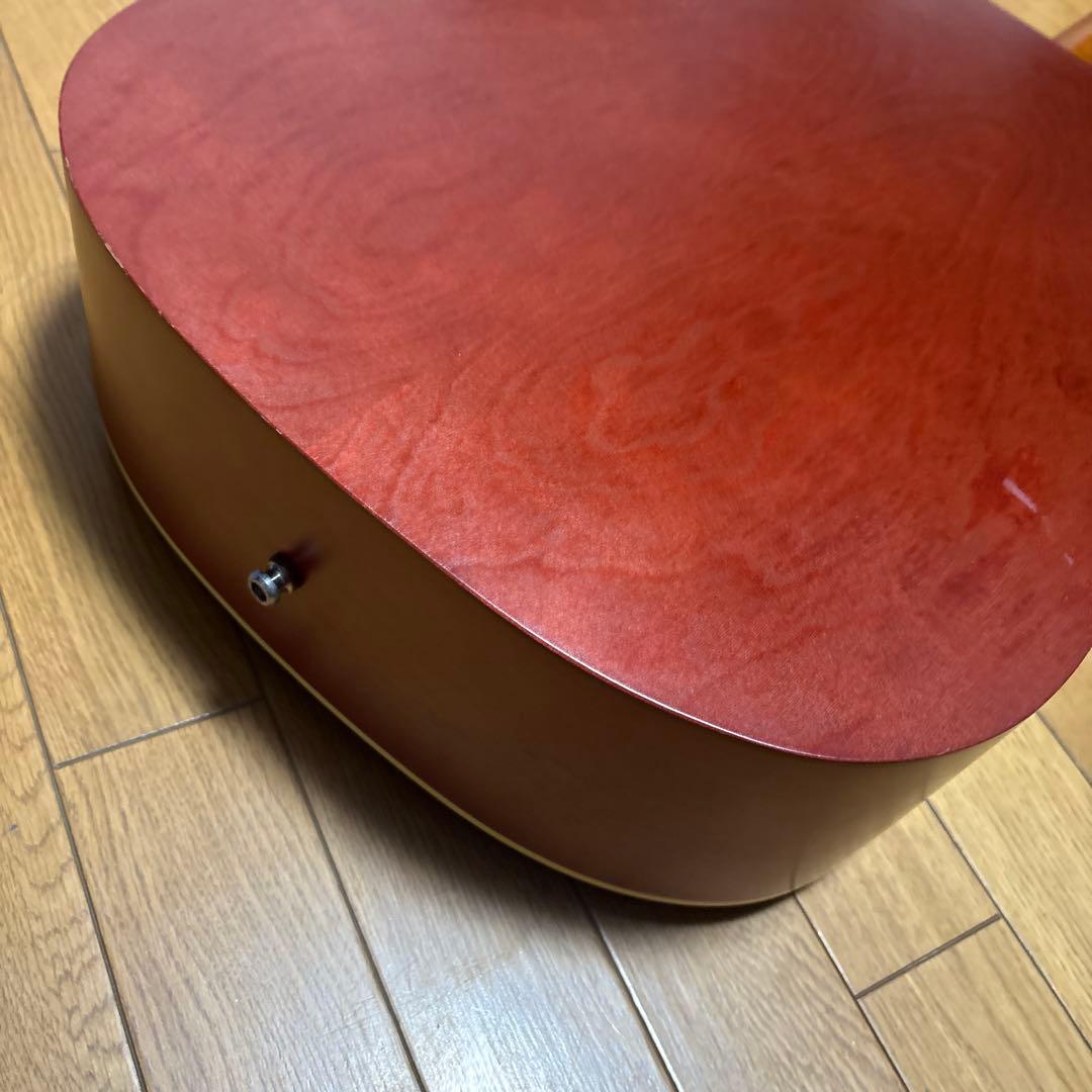 美品 Art&Lutherie Folk Spruce Burgundy