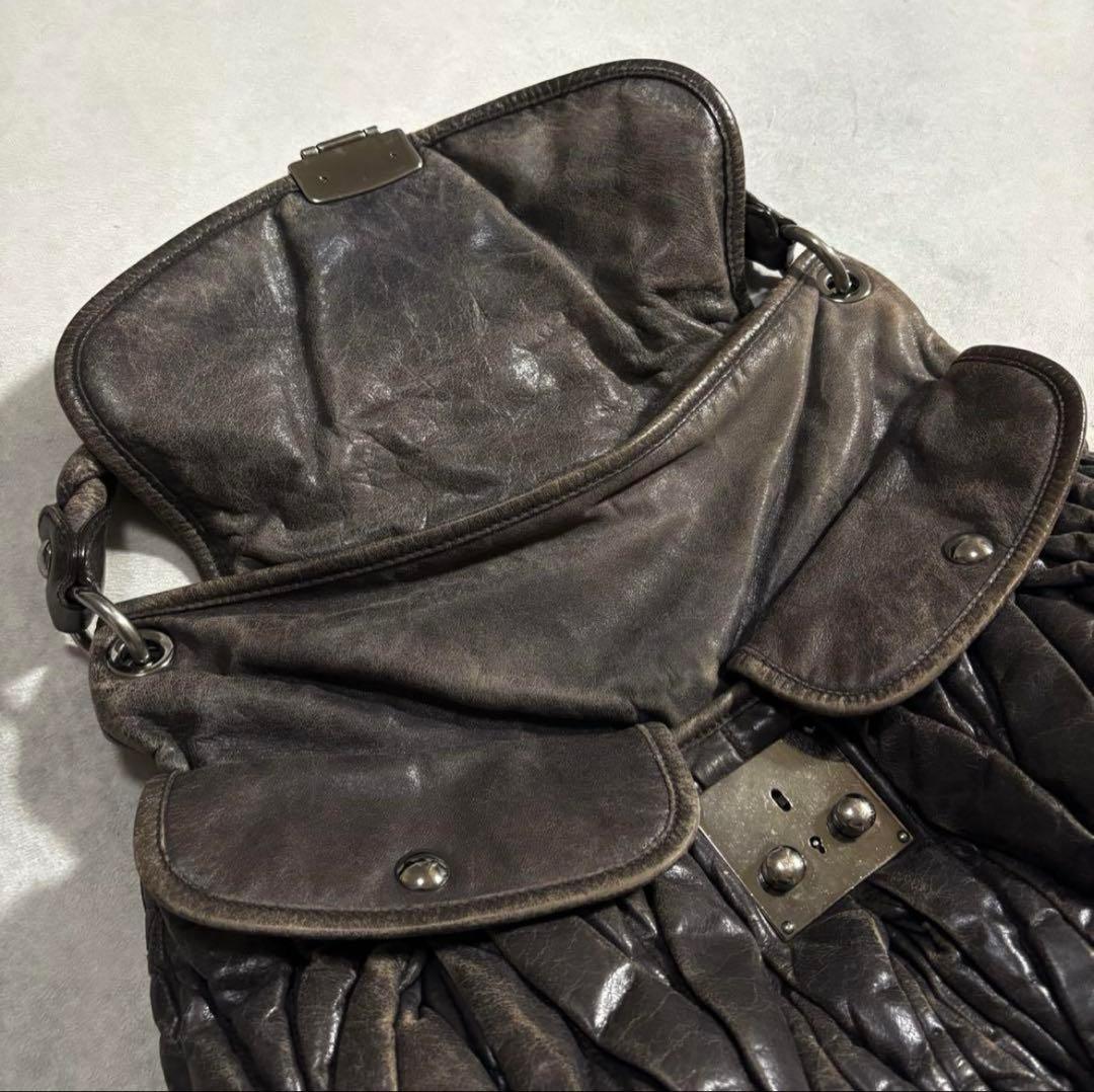 バッグ Y2K archive MIUMIU Matelasse leather bag