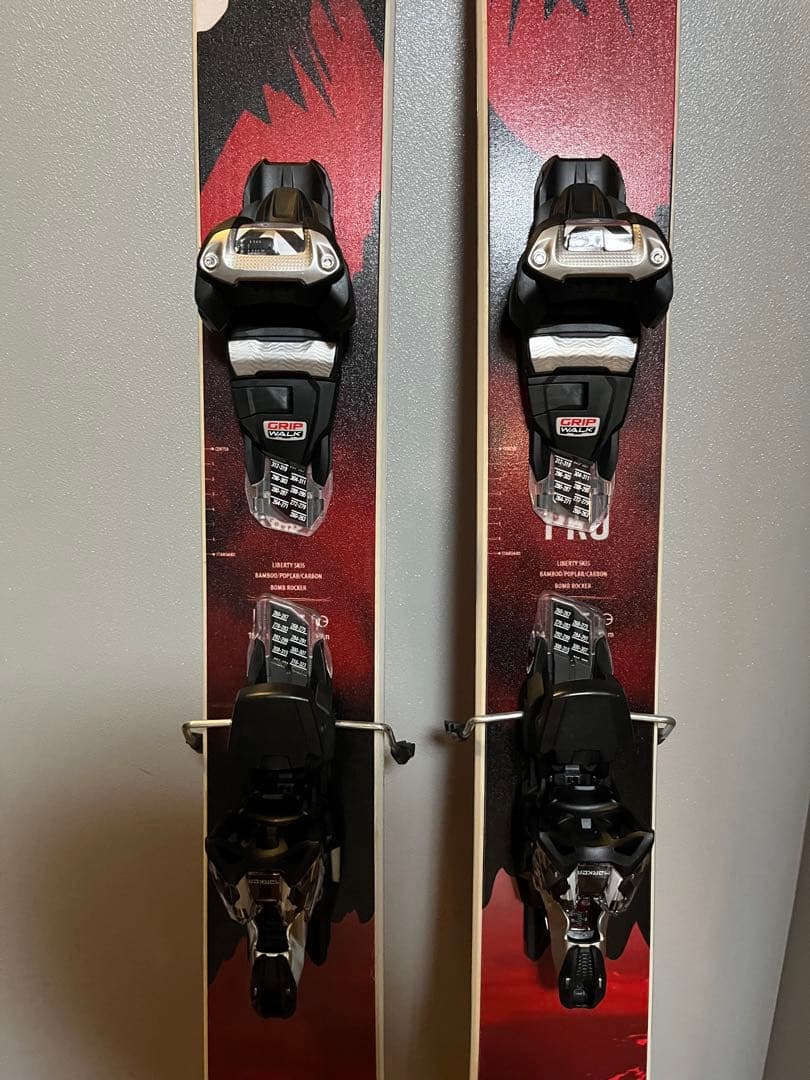 スキー板　LibertyリバティOriginPRO 184cm