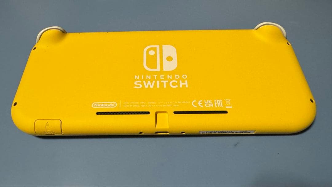 Nintendo Switch Lite イエロー美品