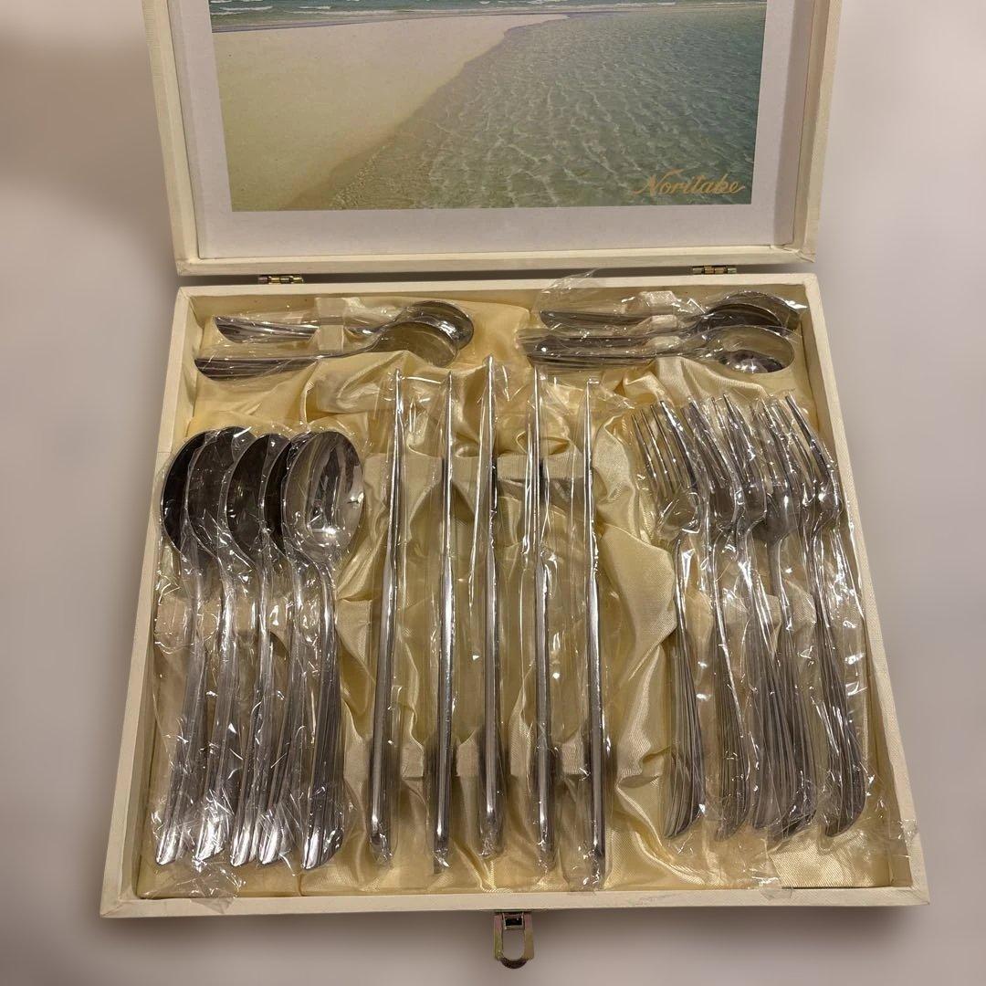 ノリタケ　カトラリーセット　マリンウィング
