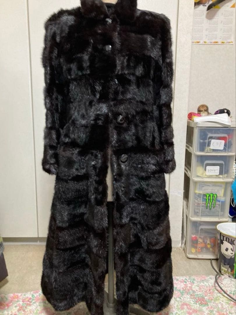 ニナリッチ　ケープ付きミンクファーコート