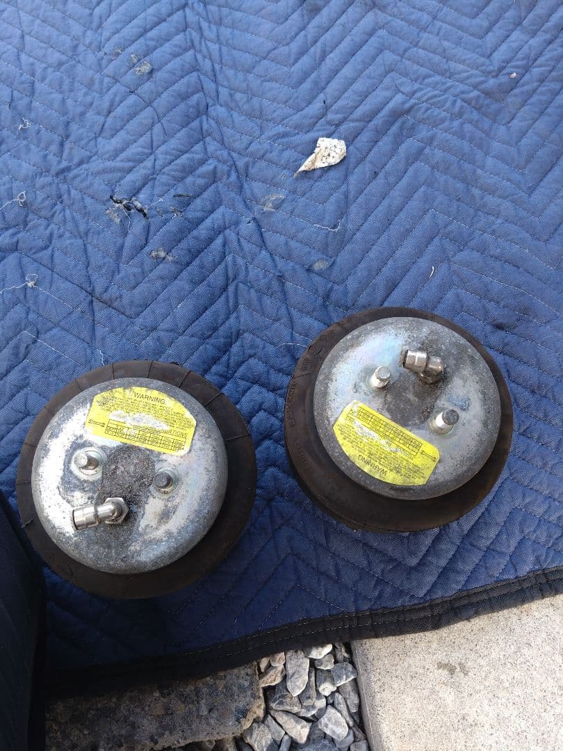 エアサスペンション エアバッグ