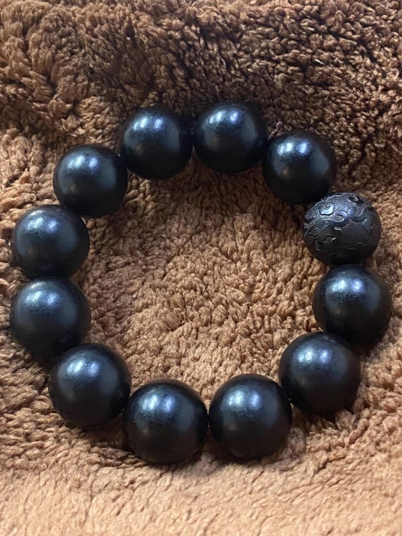 【一点彫刻】高級黒檀木珠ブレスレット - 伝統的な「招財進宝」縁起物・ギフトに