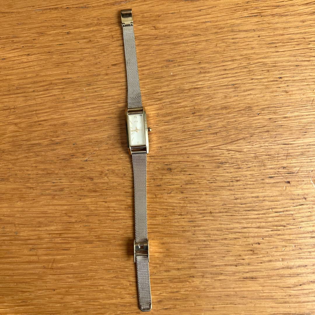 美品　⭐︎ ete レクタングルフェイス メッシュベルト　ゴールド