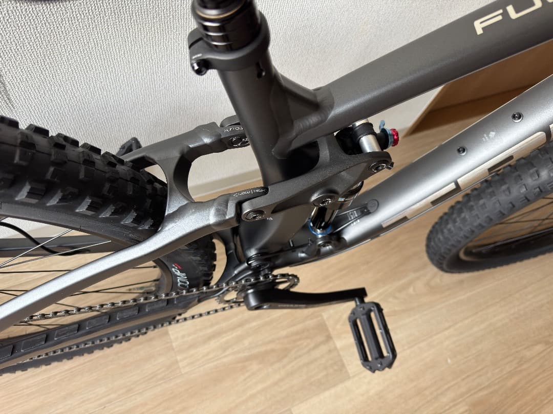 TREK FUEL EX5 Gen 5 2023 M マウンテンバイク ブラック