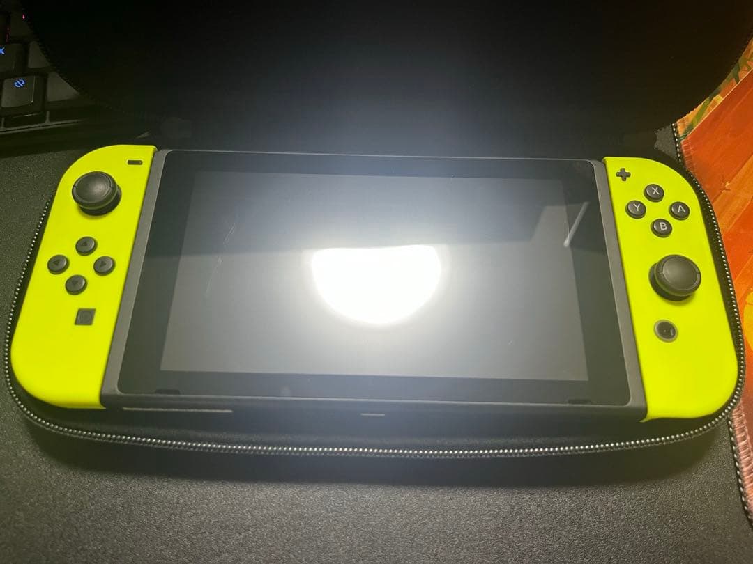 Nintendo Switchイエロー