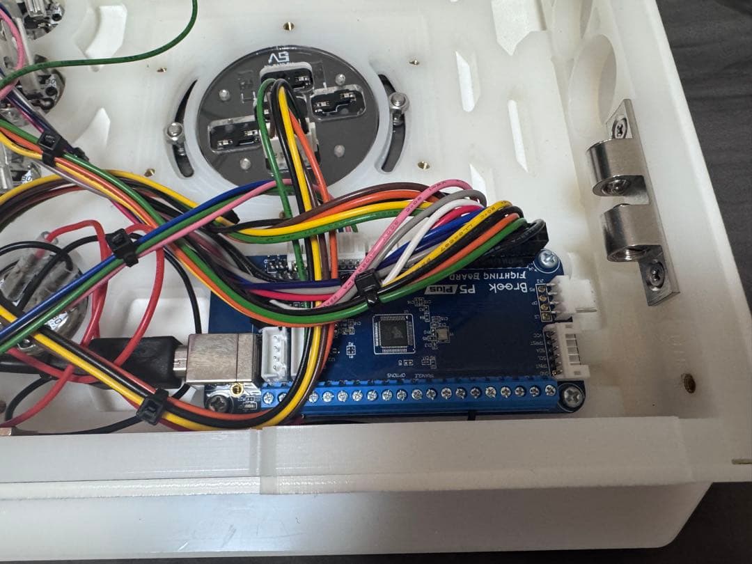 ASI vm6r +ゴルデンレバー+アイリスWASD+グラベティーバタン