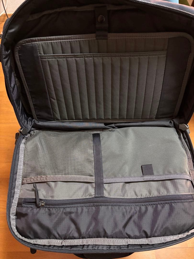 28日まて値下　GREGORY カバートミッション　ビジネスバッグ　旧モデル