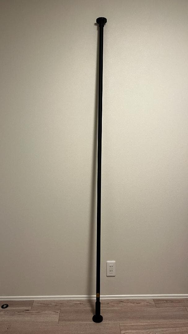 DRAW A LINE / ドロー・ア・ライン（突っ張り棒）