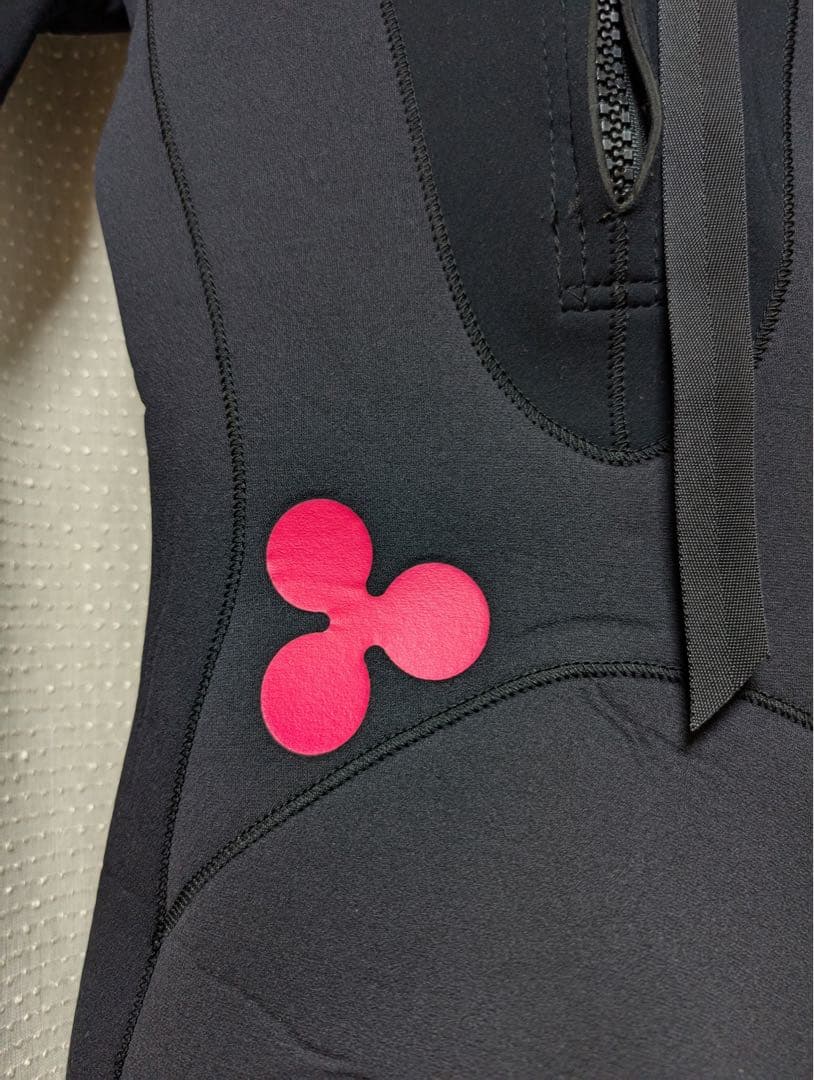 The RLM Rubber(アールエルエム)3mmフルスーツ レディースMS