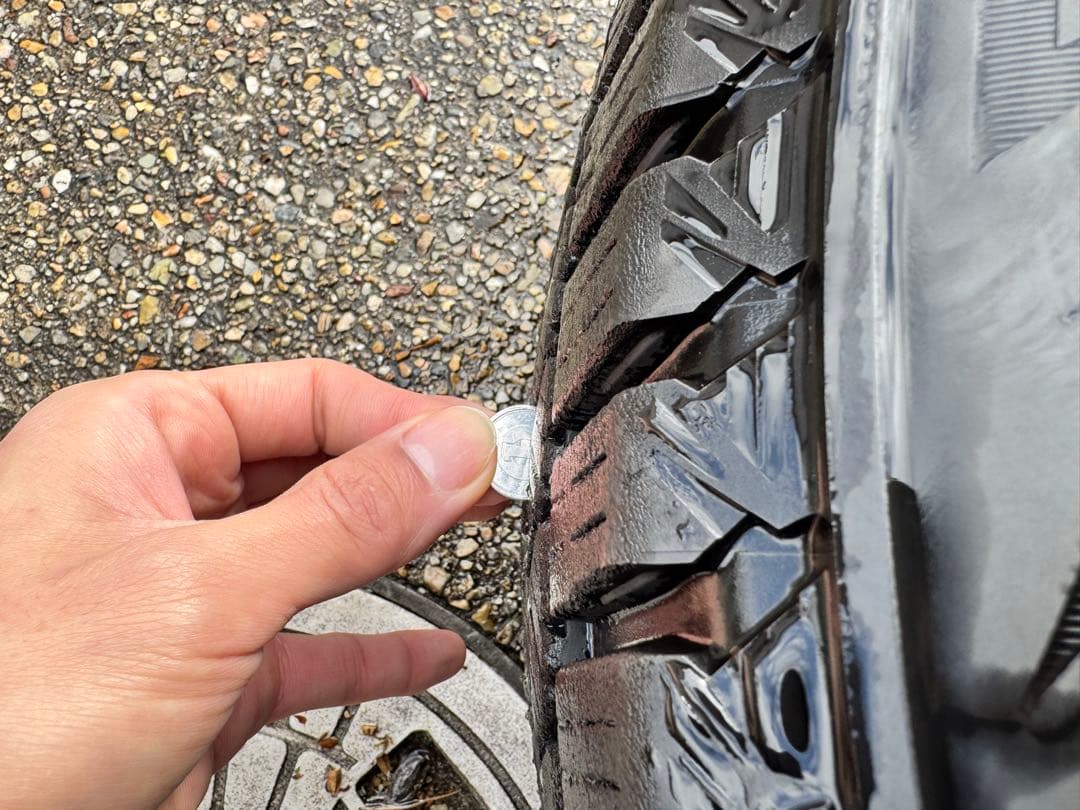 ハリアー スタッドレス タイヤ BLIZZAK DM V3 225/60R18