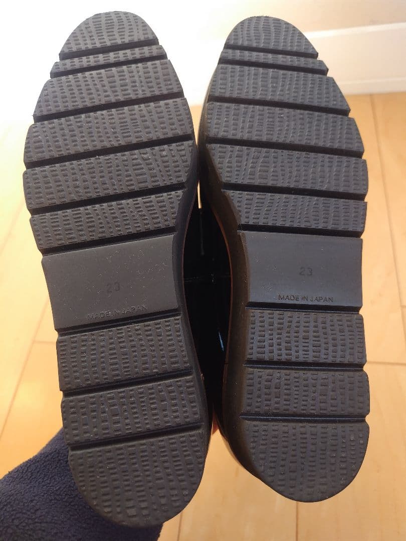 OUR アワーホーム 黒 エナメル 23cm