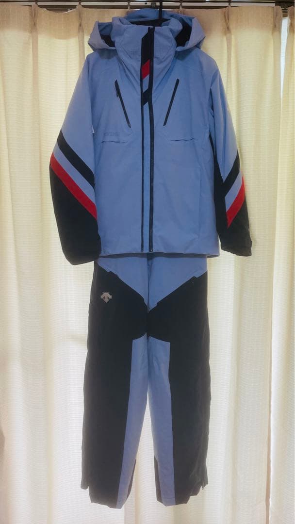 スキーウェア上下　DESCENTE