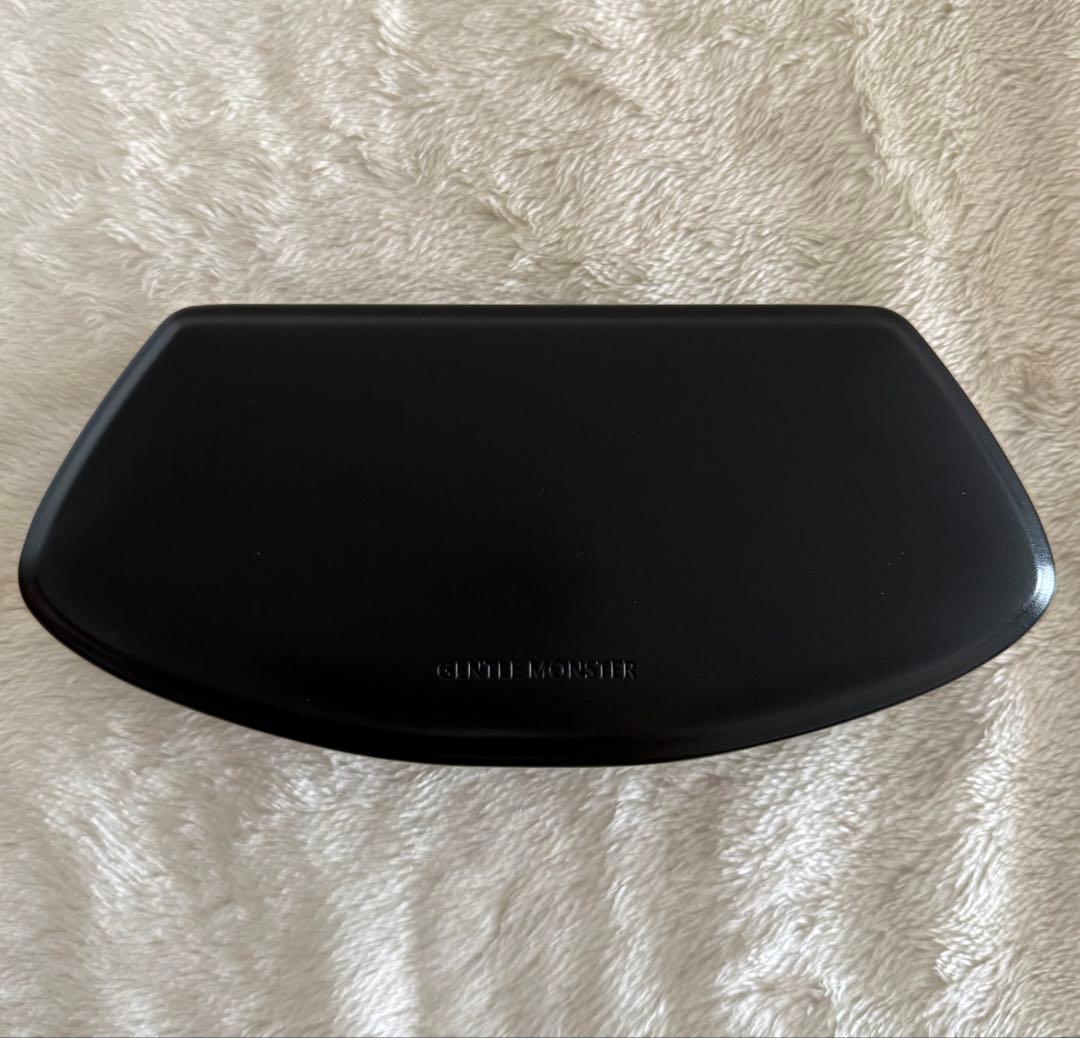 Gentle Monster Slyk 01調光レンズ